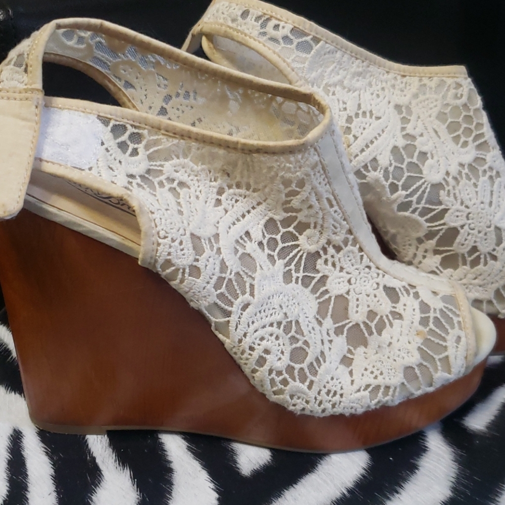 Lucky Brand wedges
